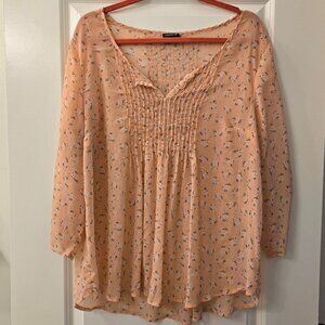 Torrid Dixie Floral Pleated Chiffon Blouse in Peach - Size 2